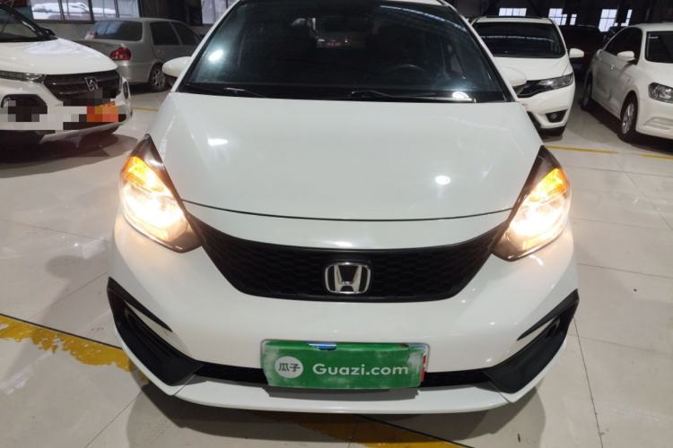 Used Honda Fit 2021 1.5L CVT Trend Edition Front