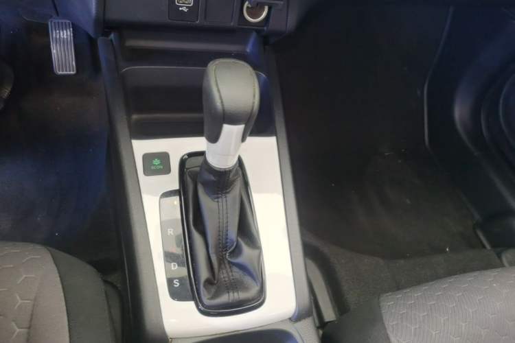 Used Honda Fit 2021 1.5L CVT Trend Edition Gear Lever