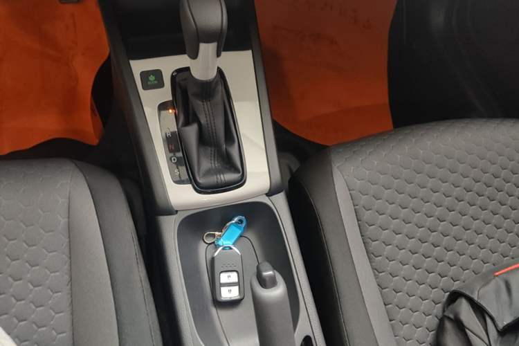 Used Honda Fit 2021 1.5L CVT Trend Edition Gear Lever