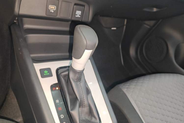 Used Honda Fit 2021 1.5L CVT Trend Edition Gear Lever