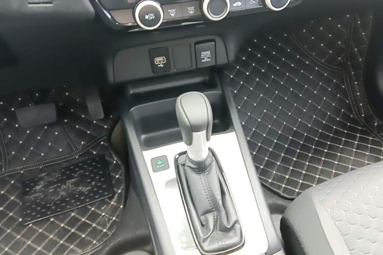 Used Honda Fit 2021 1.5L CVT Trend Edition Gear Lever