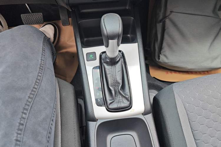 Used Honda Fit 2021 1.5L CVT Trend Edition Gear Lever
