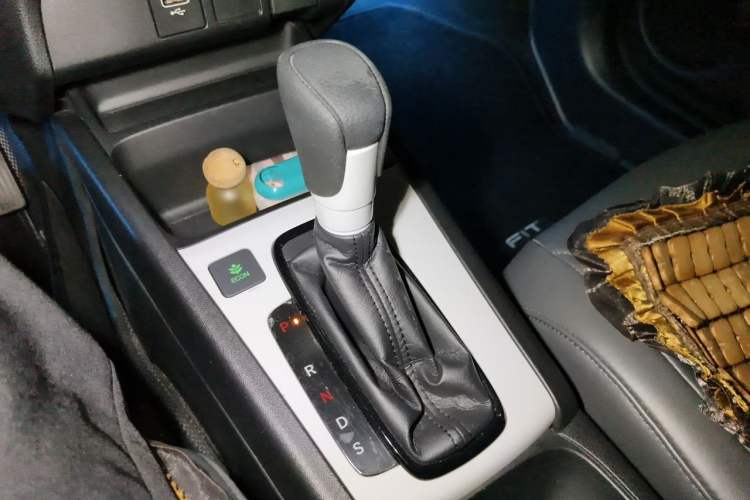 Used Honda Fit 2021 1.5L CVT Trend Edition Gear Lever