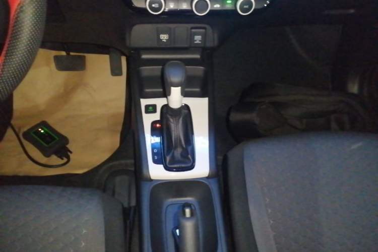 Used Honda Fit 2021 1.5L CVT Trend Edition Gear Lever