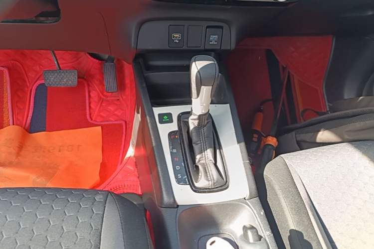 Used Honda Fit 2021 1.5L CVT Trend Edition Gear Lever