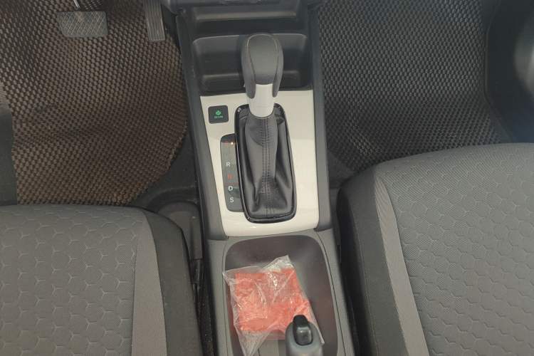 Used Honda Fit 2021 1.5L CVT Trend Edition Gear Lever