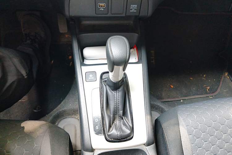 Used Honda Fit 2021 1.5L CVT Trend Edition Gear Lever