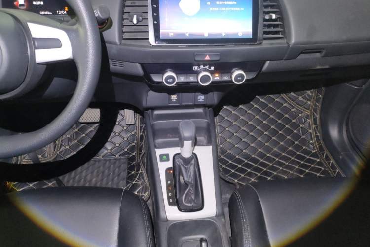 Used Honda Fit 2021 1.5L CVT Trend Edition Gear Lever