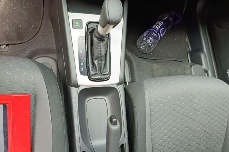 Used Honda Fit 2021 1.5L CVT Trendy Run Pro Edition Gear Lever