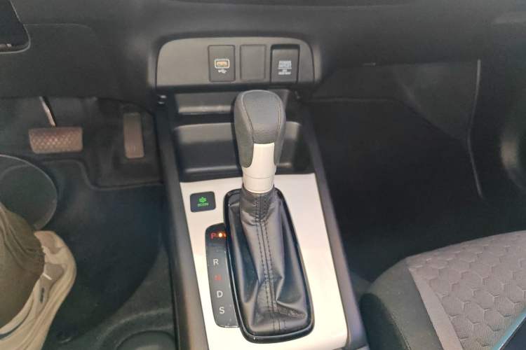 Used Honda Fit 2021 1.5L CVT Trend Edition Gear Lever