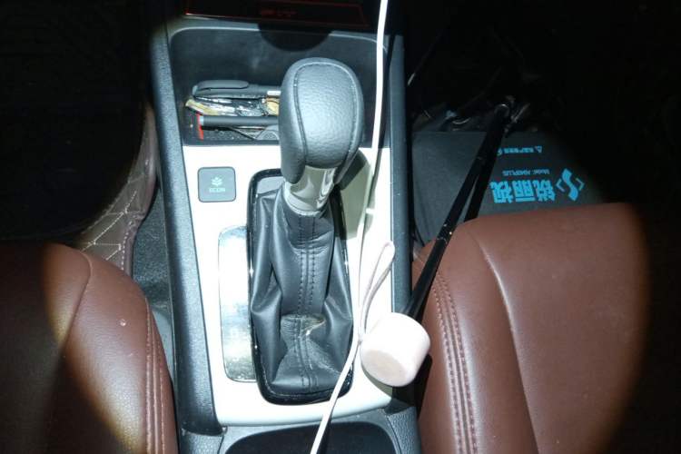 Used Honda Fit 2021 1.5L CVT Trend Edition Gear Lever