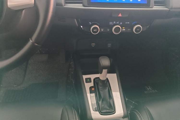 Used Honda Fit 2021 1.5L CVT Trendy Sports Edition Gear Lever