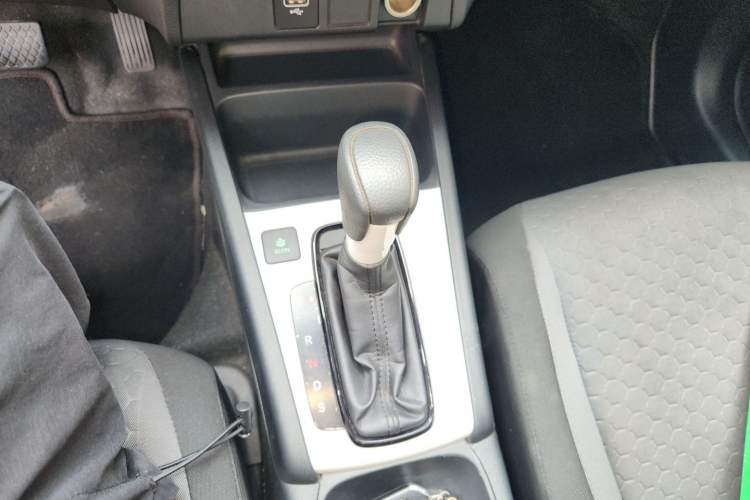 Used Honda Fit 2021 1.5L CVT Trend Edition Gear Lever
