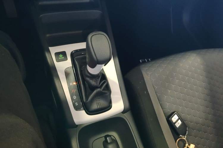 Used Honda Fit 2021 1.5L CVT Trend Edition Gear Lever
