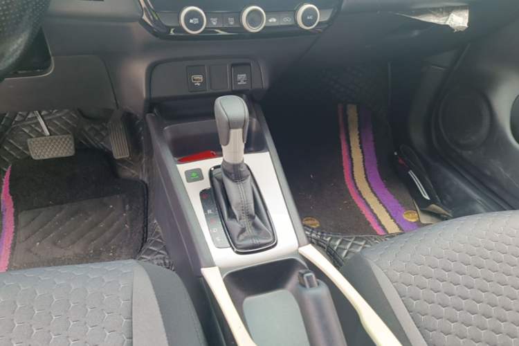 Used Honda Fit 2021 1.5L CVT Trend Edition Gear Lever