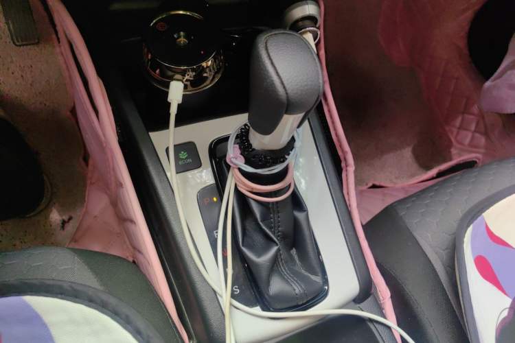 Used Honda Fit 2021 1.5L CVT Trendy Edition Gear Lever