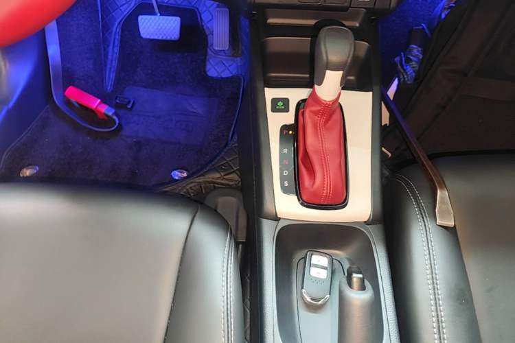 Used Honda Fit 2021 1.5L CVT Trend Edition Gear Lever