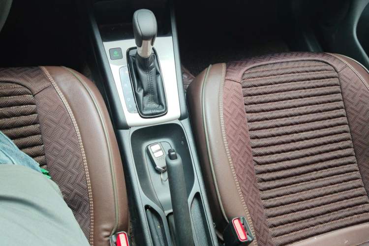 Used Honda Fit 2021 1.5L CVT Trend Edition Gear Lever
