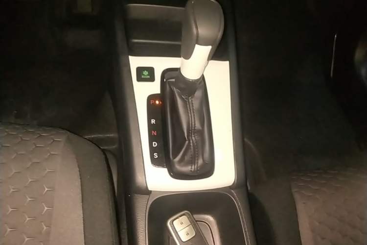 Used Honda Fit 2021 1.5L CVT Trend Edition Gear Lever