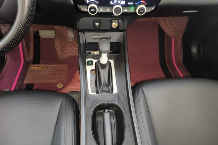 Used Honda Fit 2021 1.5L CVT Trend Edition Gear Lever