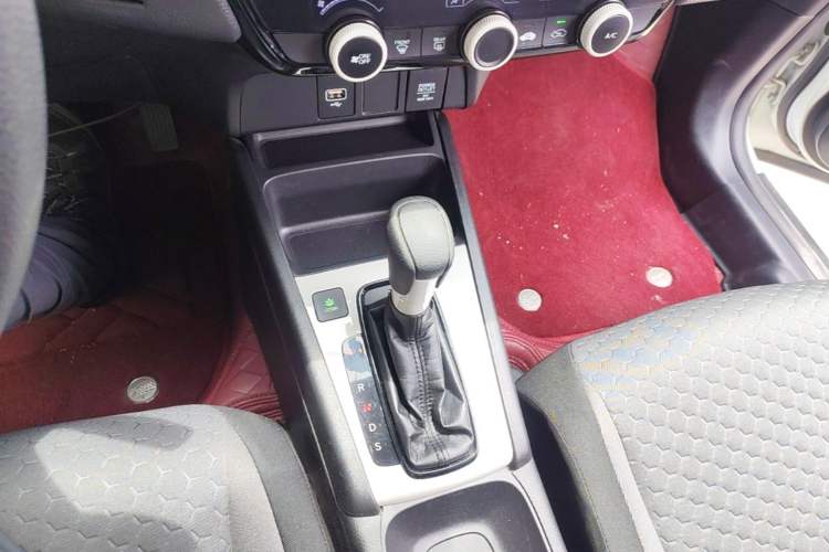 Used Honda Fit 2021 1.5L CVT Trend Edition Gear Lever