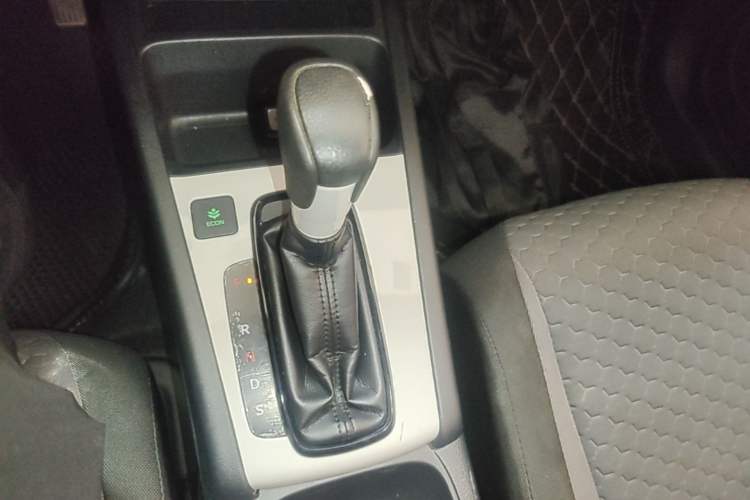 Used Honda Fit 2021 1.5L CVT Trend Edition Gear Lever