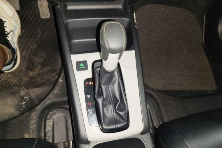 Used Honda Fit 2021 1.5L CVT Trend Edition Gear Lever