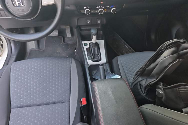 Used Honda Fit 2021 1.5L CVT Trendy Edition Gear Lever