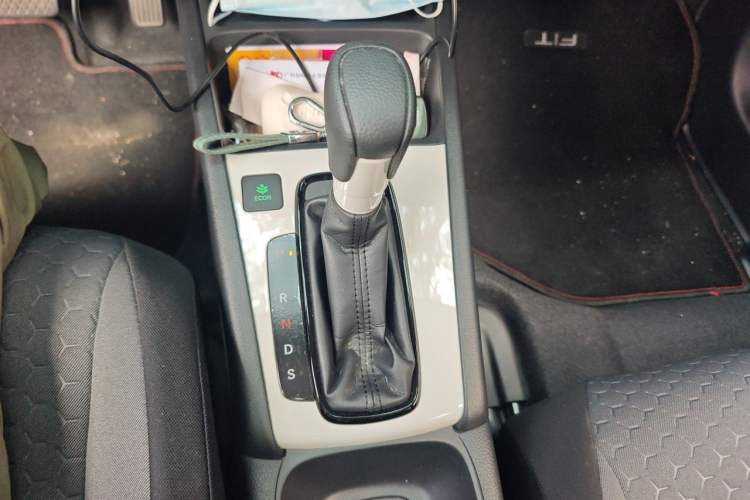 Used Honda Fit 2021 1.5L CVT Trend Edition Gear Lever