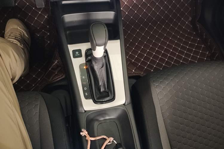 Used Honda Fit 2021 1.5L CVT Trend Edition Gear Lever