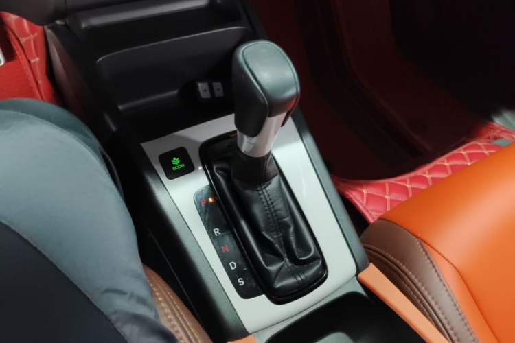 Used Honda Fit 2021 1.5L CVT Trendy Run Pro Edition Gear Lever
