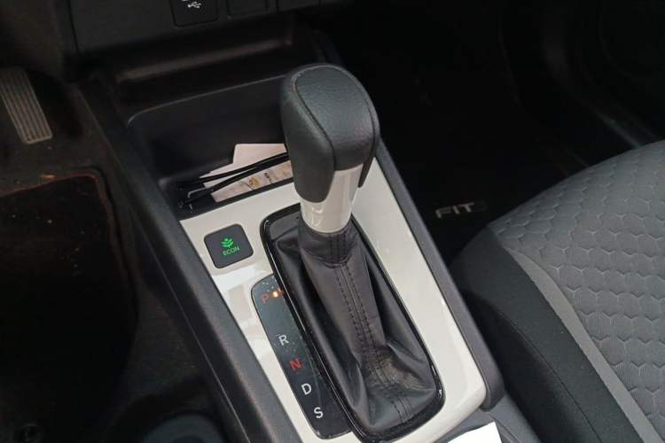 Used Honda Fit 2021 1.5L CVT Trend Edition Gear Lever