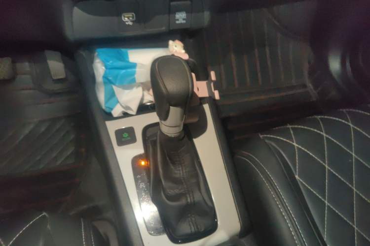 Used Honda Fit 2021 1.5L CVT Trend Edition Gear Lever