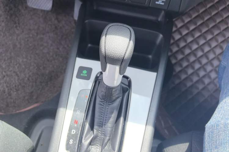 Used Honda Fit 2021 1.5L CVT Trend Edition Gear Lever
