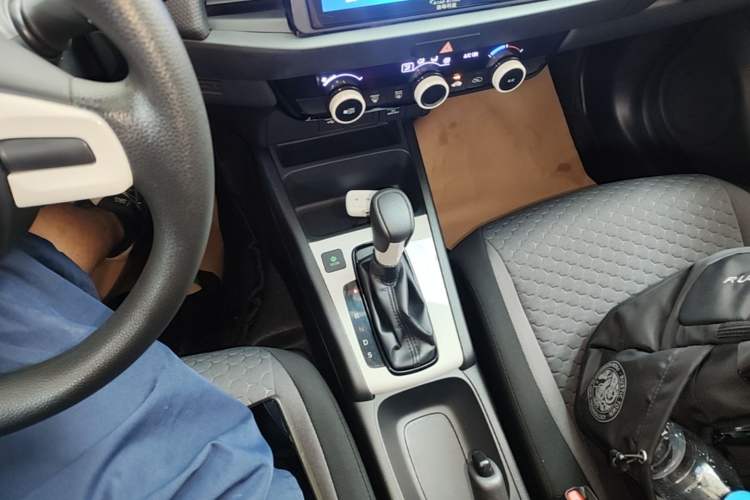 Used Honda Fit 2021 1.5L CVT Trend Edition Gear Lever