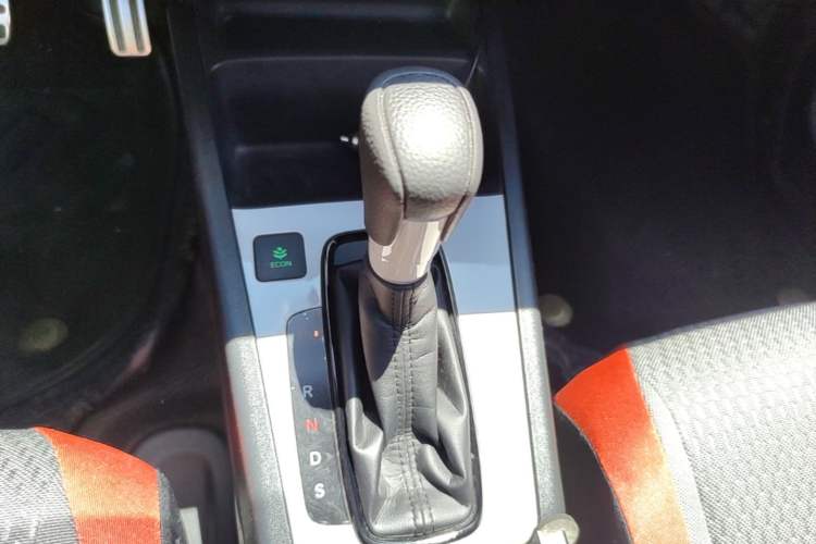 Used Honda Fit 2021 1.5L CVT Trend Edition Gear Lever