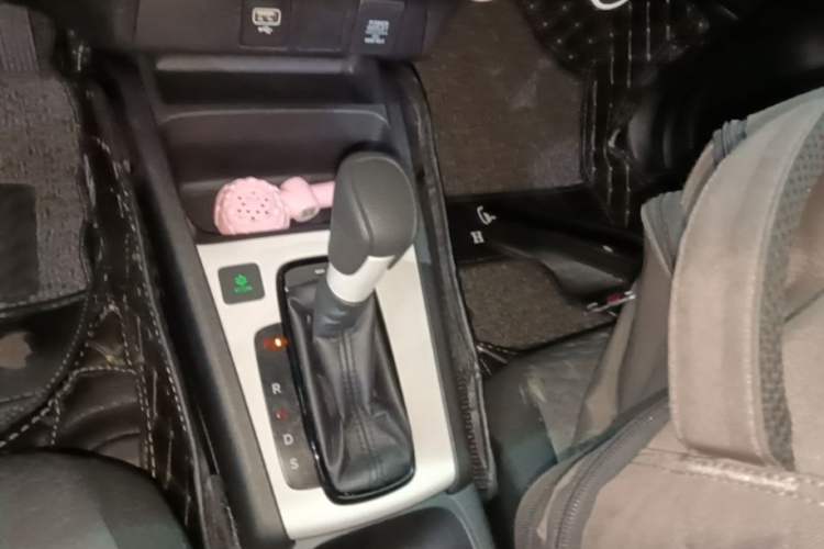 Used Honda Fit 2021 1.5L CVT Trend Edition Gear Lever
