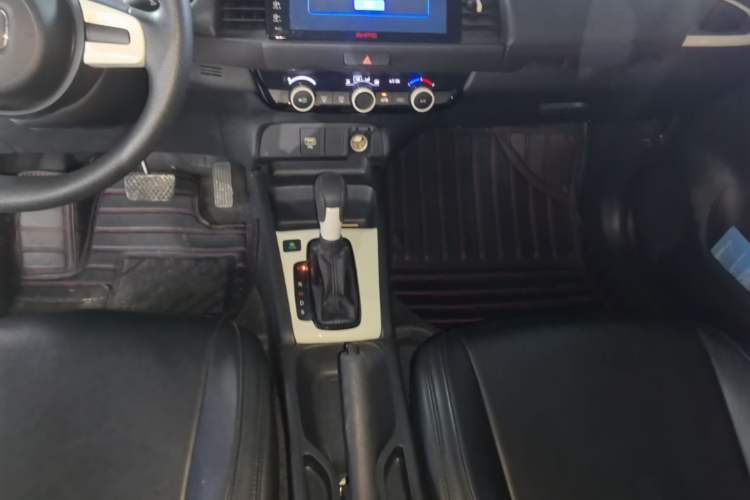 Used Honda Fit 2021 1.5L CVT Trend Edition Gear Lever