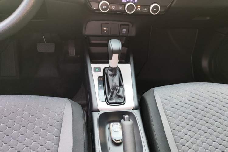 Used Honda Fit 2021 1.5L CVT Trend Edition Gear Lever