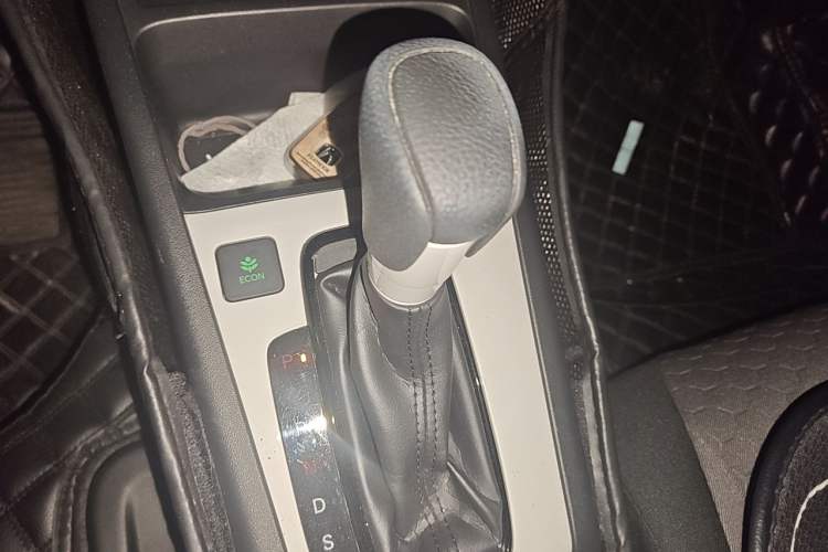 Used Honda Fit 2021 1.5L CVT Trend Edition Gear Lever