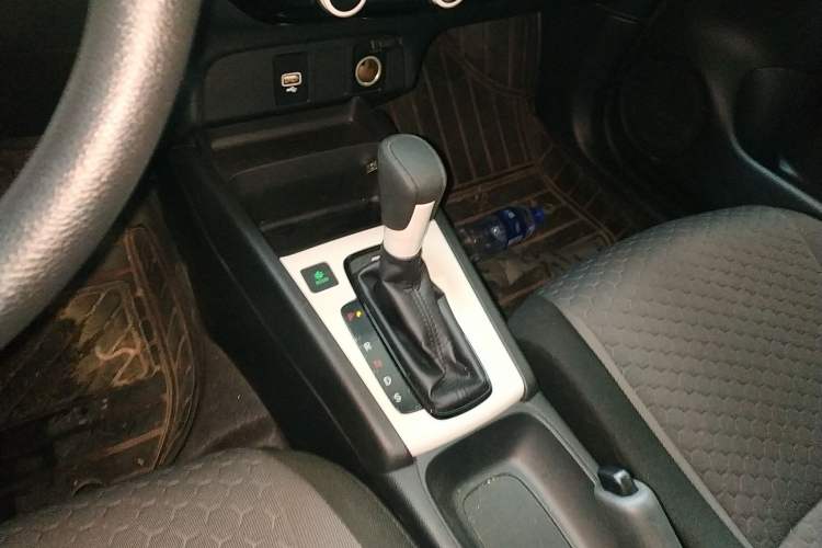 Used Honda Fit 2021 1.5L CVT Trend Edition Gear Lever
