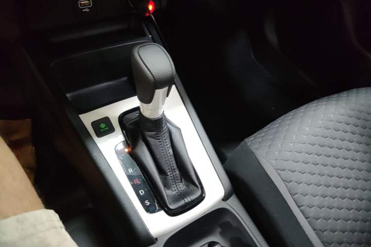 Used Honda Fit 2021 1.5L CVT Trend Edition Gear Lever