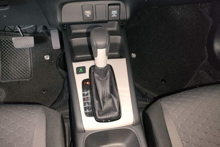 Used Honda Fit 2021 1.5L CVT Trend Edition Gear Lever
