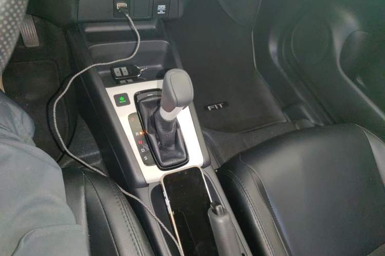 Used Honda Fit 2021 1.5L CVT Trend Edition Gear Lever