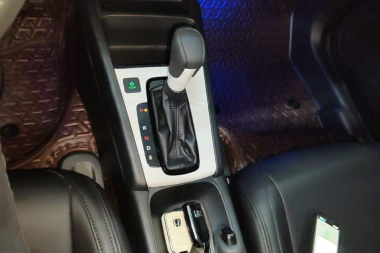 Used Honda Fit 2021 1.5L CVT Trend Edition Gear Lever