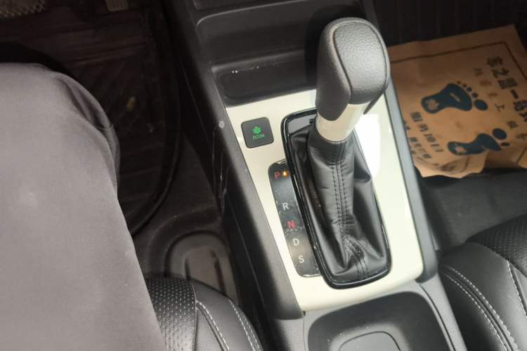 Used Honda Fit 2021 1.5L CVT Trend Edition Gear Lever