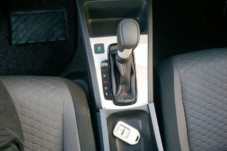 Used Honda Fit 2021 1.5L CVT Trend Edition Gear Lever
