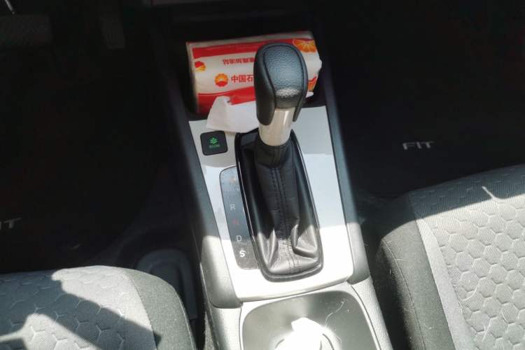 Used Honda Fit 2021 1.5L CVT Trend Edition Gear Lever