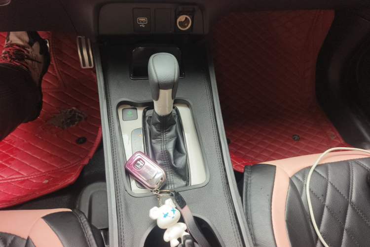 Used Honda Fit 2021 1.5L CVT Trendy Sports Edition Gear Lever