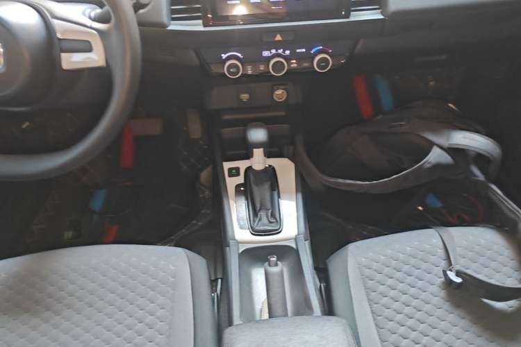 Used Honda Fit 2021 1.5L CVT Trendy Sports Edition Gear Lever